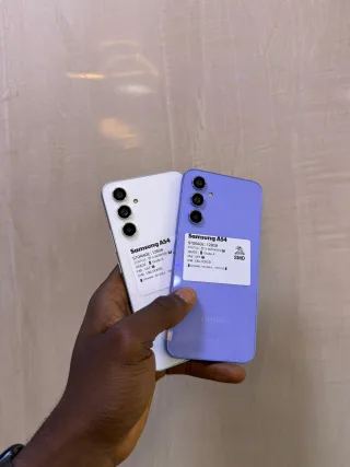 Samsung Galaxy A54 128GB product image thumbnail 1