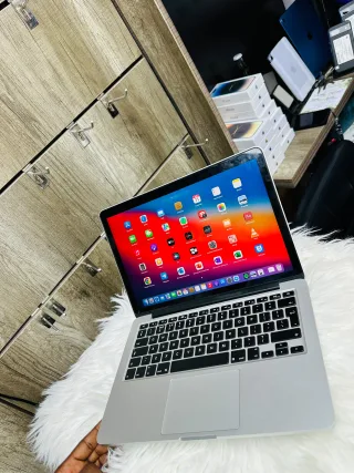 Apple MacBook Pro 2015 8/256GB ssd product image thumbnail 4