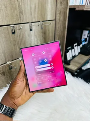 Samsung Galaxy Z Fold 6 12/256GB product image thumbnail 2